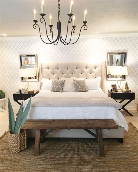 We appreciate that Boll & Branch uses an oversized cut on each of the three sizes to ensure the blanket comfortably covers any bed. . Pottery barn beds